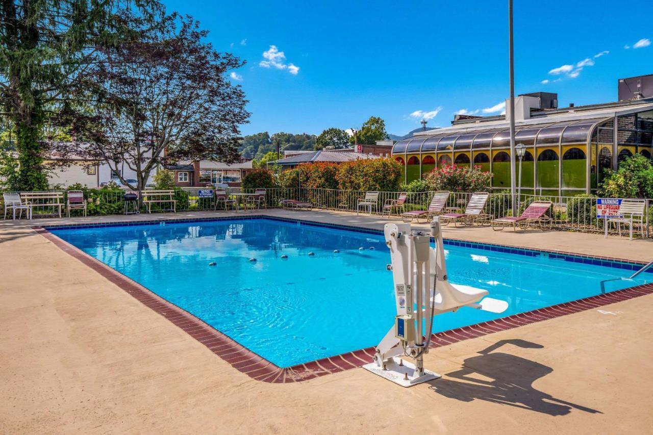 Suburban Studios Middlesboro Экстерьер фото