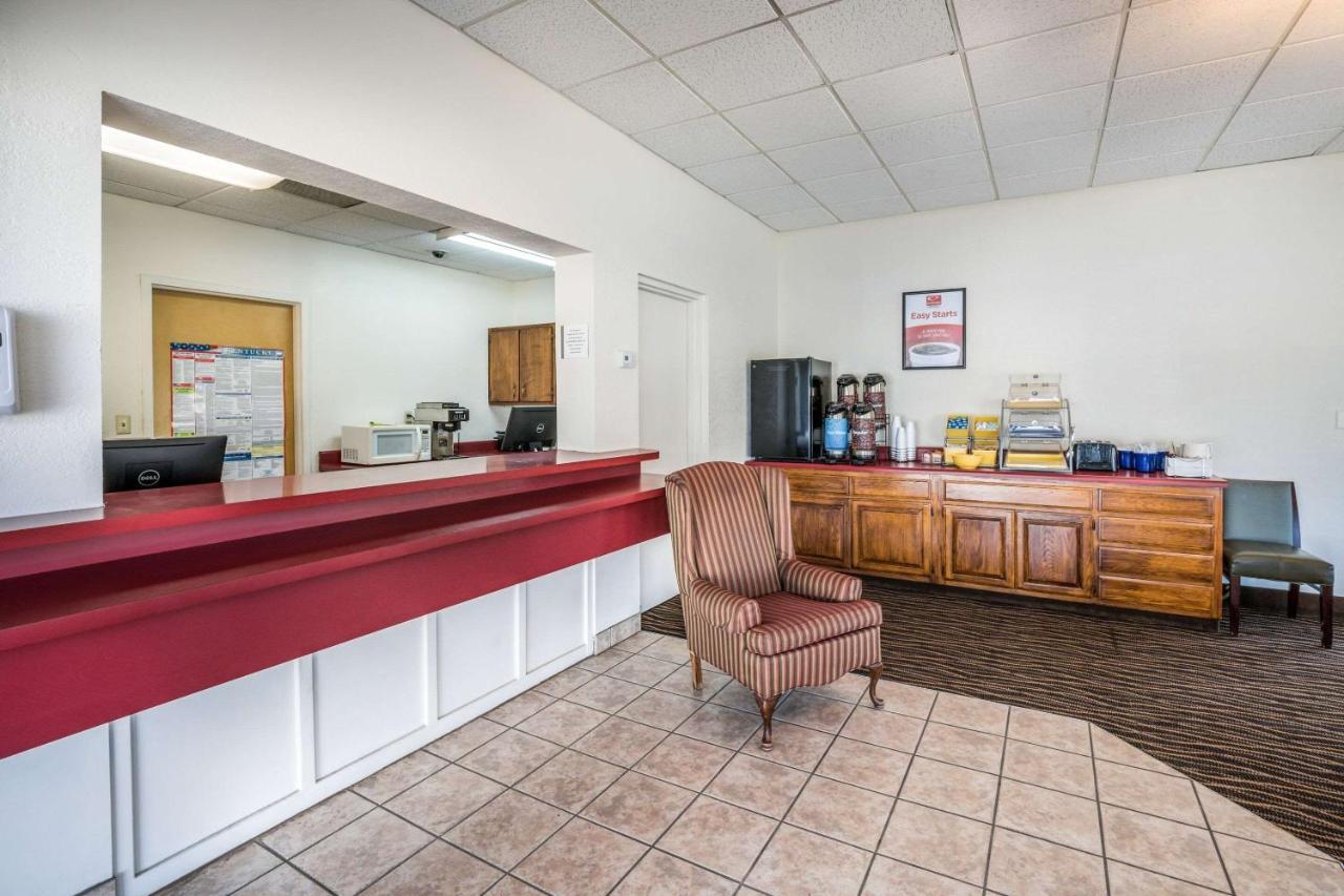 Suburban Studios Middlesboro Экстерьер фото